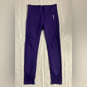 Gymshark. Size M. Purple leggings.